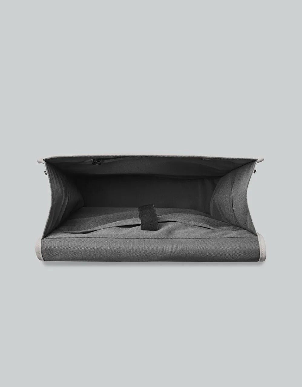 Gaston Luga Däsh 13” Backpack – Sleek, Waterproof & Eco-Friendly (D2C)