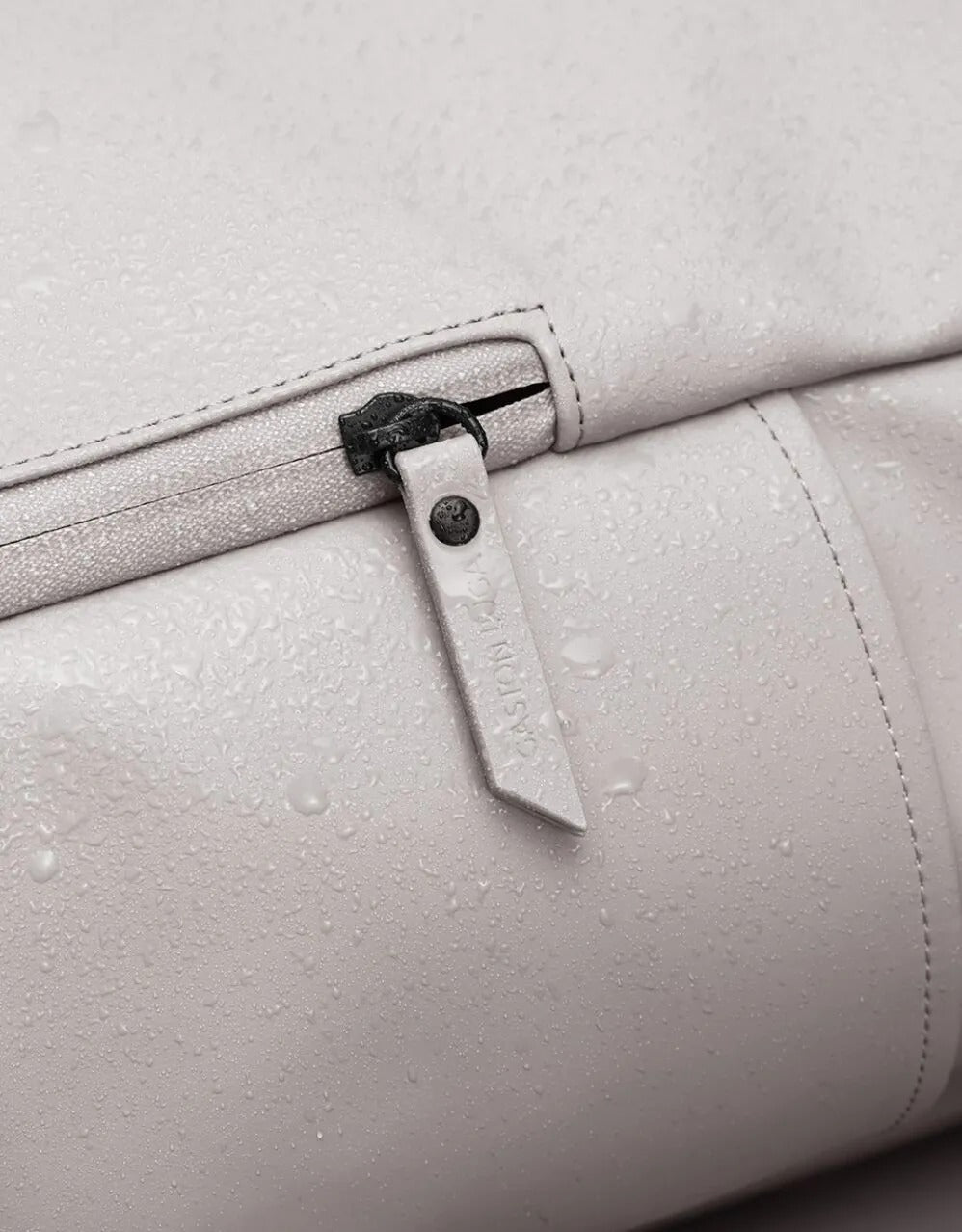 Gaston Luga Rullen Backpack – 13" Waterproof & Spacious (D2C)